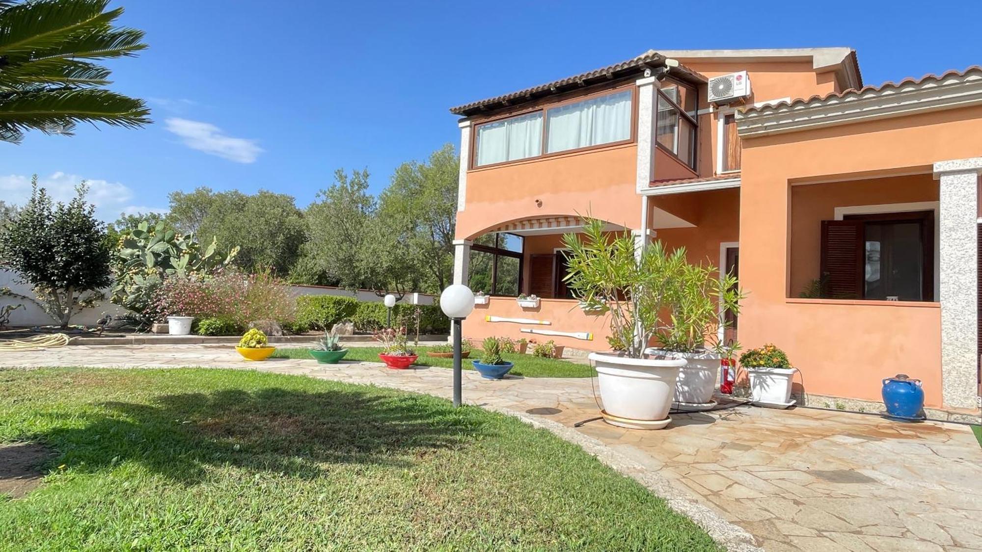 Sardegna - Villa Mirto & Flowers Olbia Exteriör bild